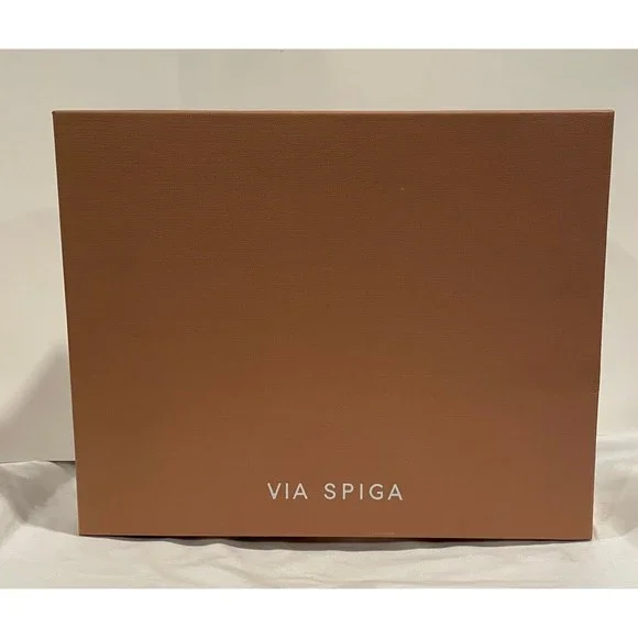 Via Spiga - Picture 4 of 4